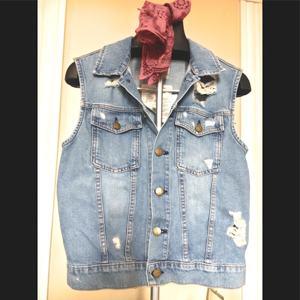 Current Elliott Sleeveless Rider Jacket Denim Vest Tattered Destroyed trucker 2